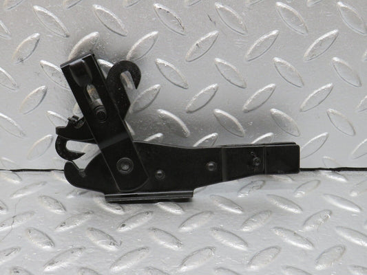 34588 Mercedes-Benz C126 380SEC Coupe Handbrake Adjusting Handbrake Regulator