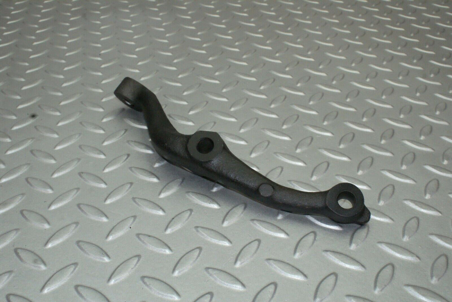 2632 Mercedes-Benz W116 350SE Front Axle Control Arm Left Side