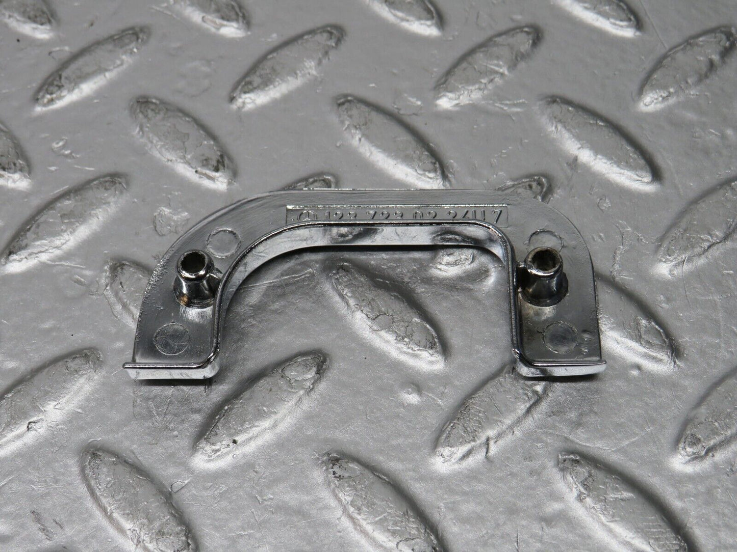 0542 Mercedes-Benz W123 230E Right Interior Chrome Door Latch Trim 1237230224