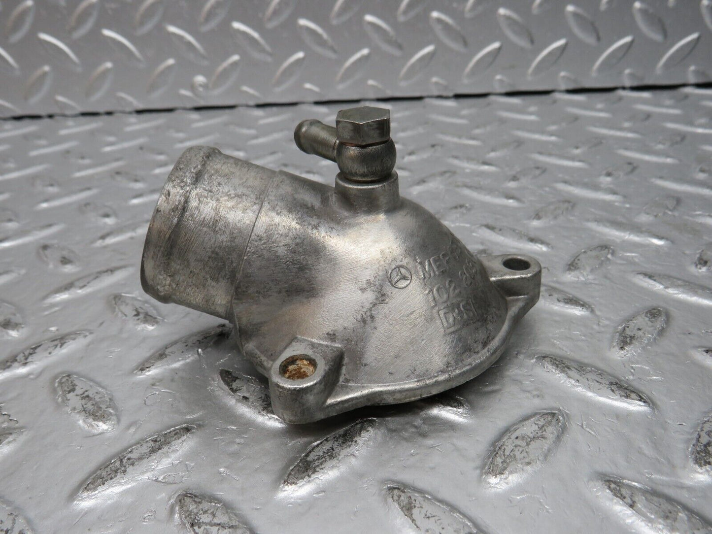 31609 Mercedes-Benz W201 190LE Thermostat Housing 1022030374