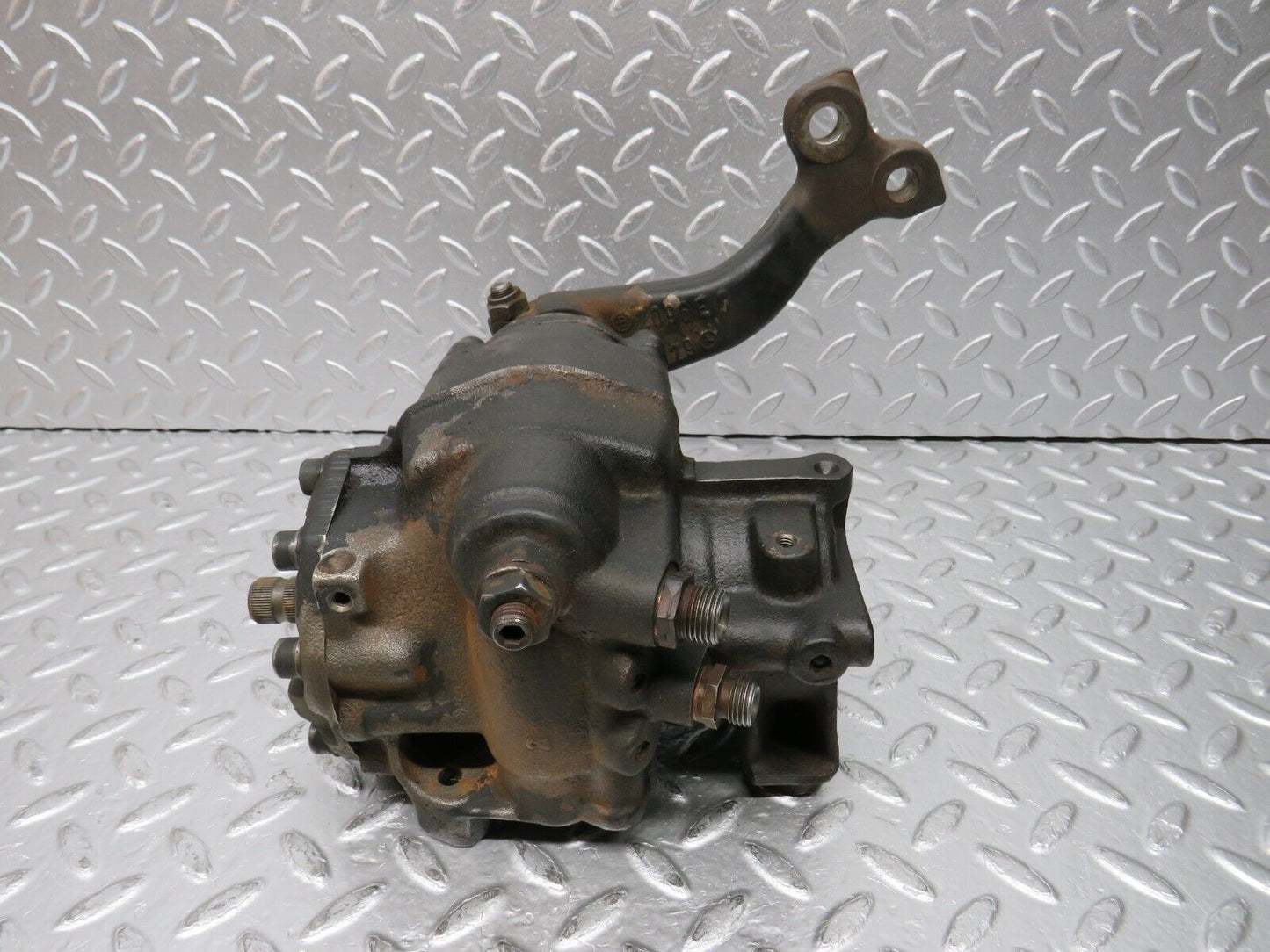 31510 Mercedes-Benz S124 220TE Wagon Steering Box Steering Rack 1244611601