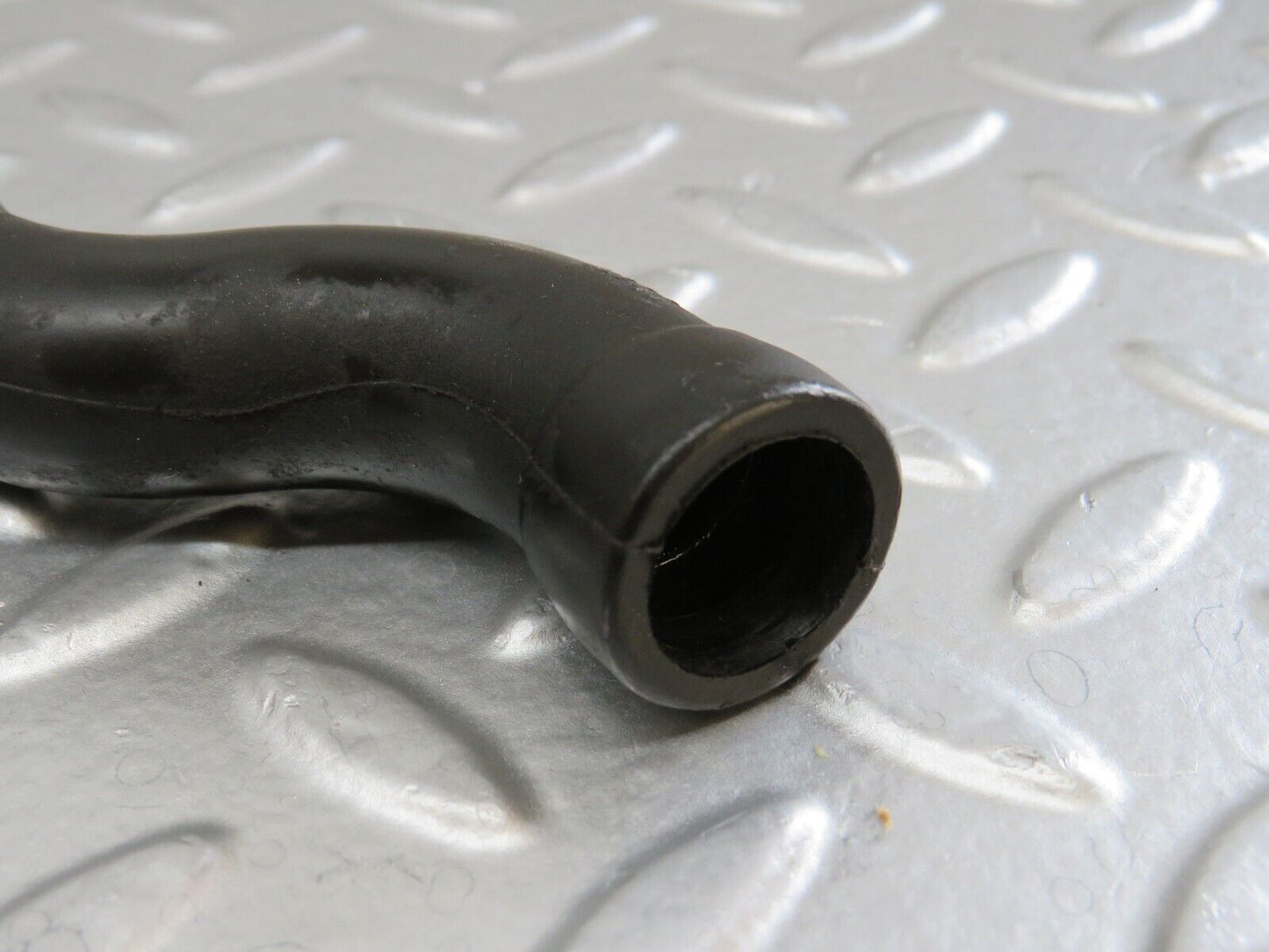 35001 Mercedes-Benz W210 320E Engine Crankcase Breather Hose Pipe 1120180482