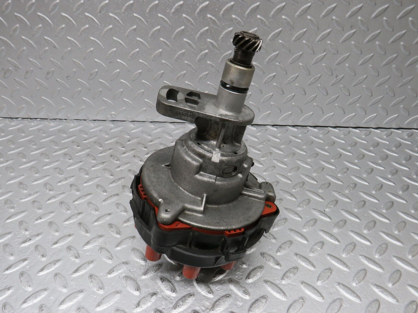 36262 Mercedes-Benz W126 420SE Ignition Distributor Bosch 0031584401 023750500