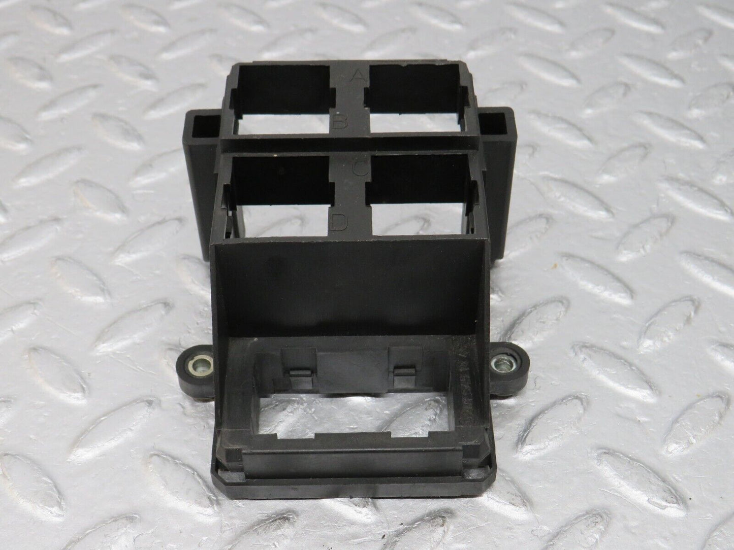 36552 Mercedes-Benz W201 190E 2.0L Relay Holder Bracket 2015451040