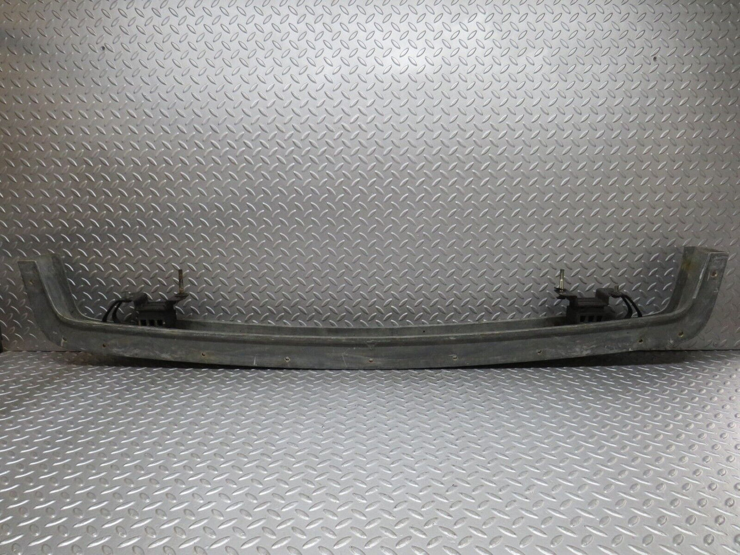 36313 Mercedes-Benz W126 420SE Rear Bumper Bracket Reinforcement 1268851105