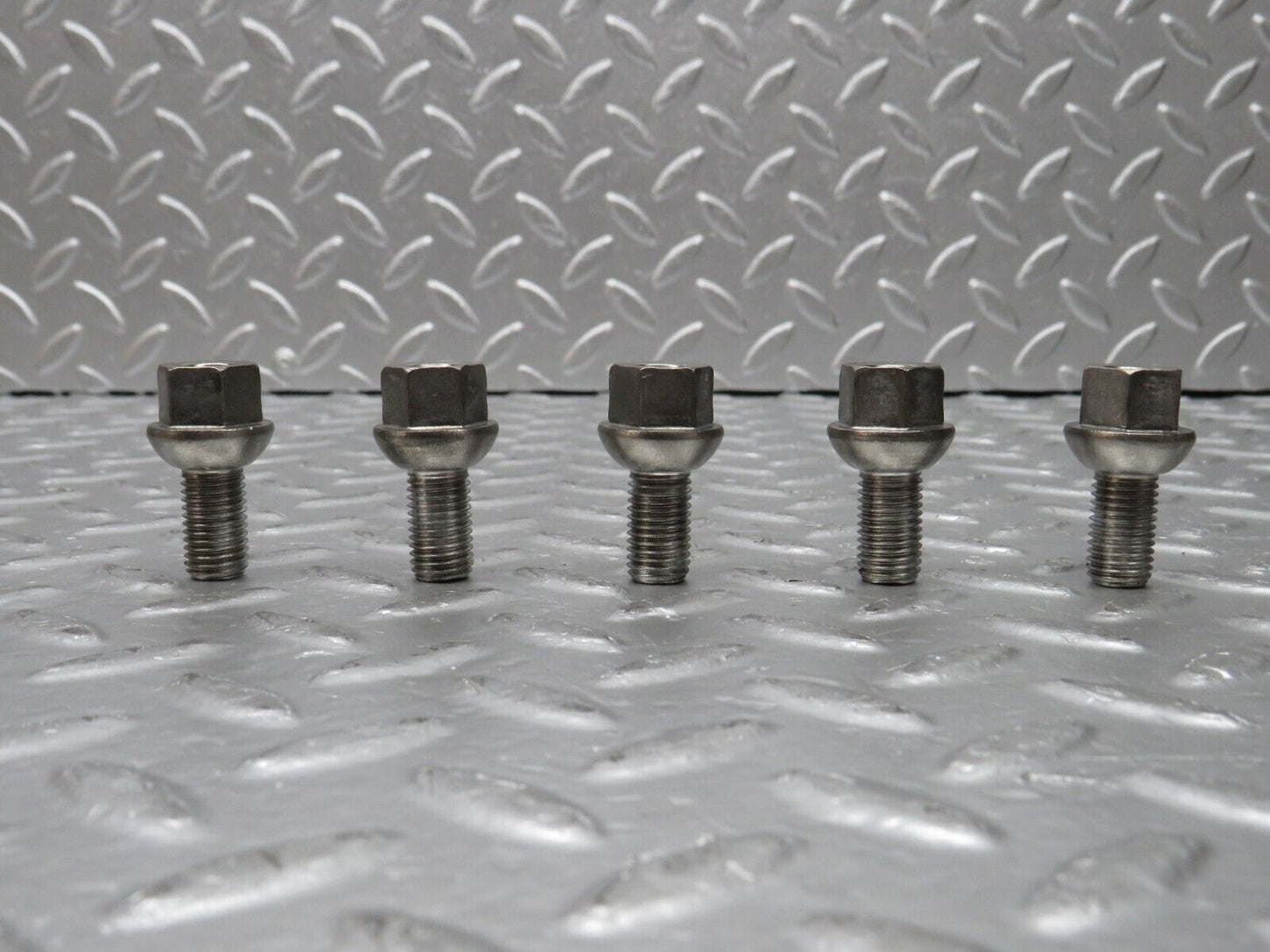 31107 Mercedes-Benz 5x Steel Wheel Lug Bolt M12x1.5