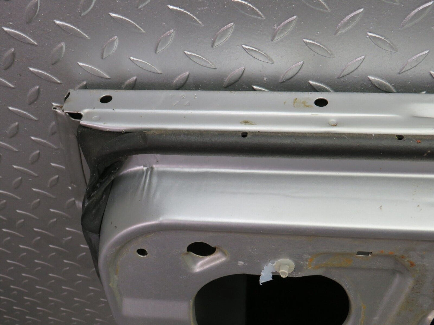 34727 Mercedes-Benz W210 320E Rear Left Door