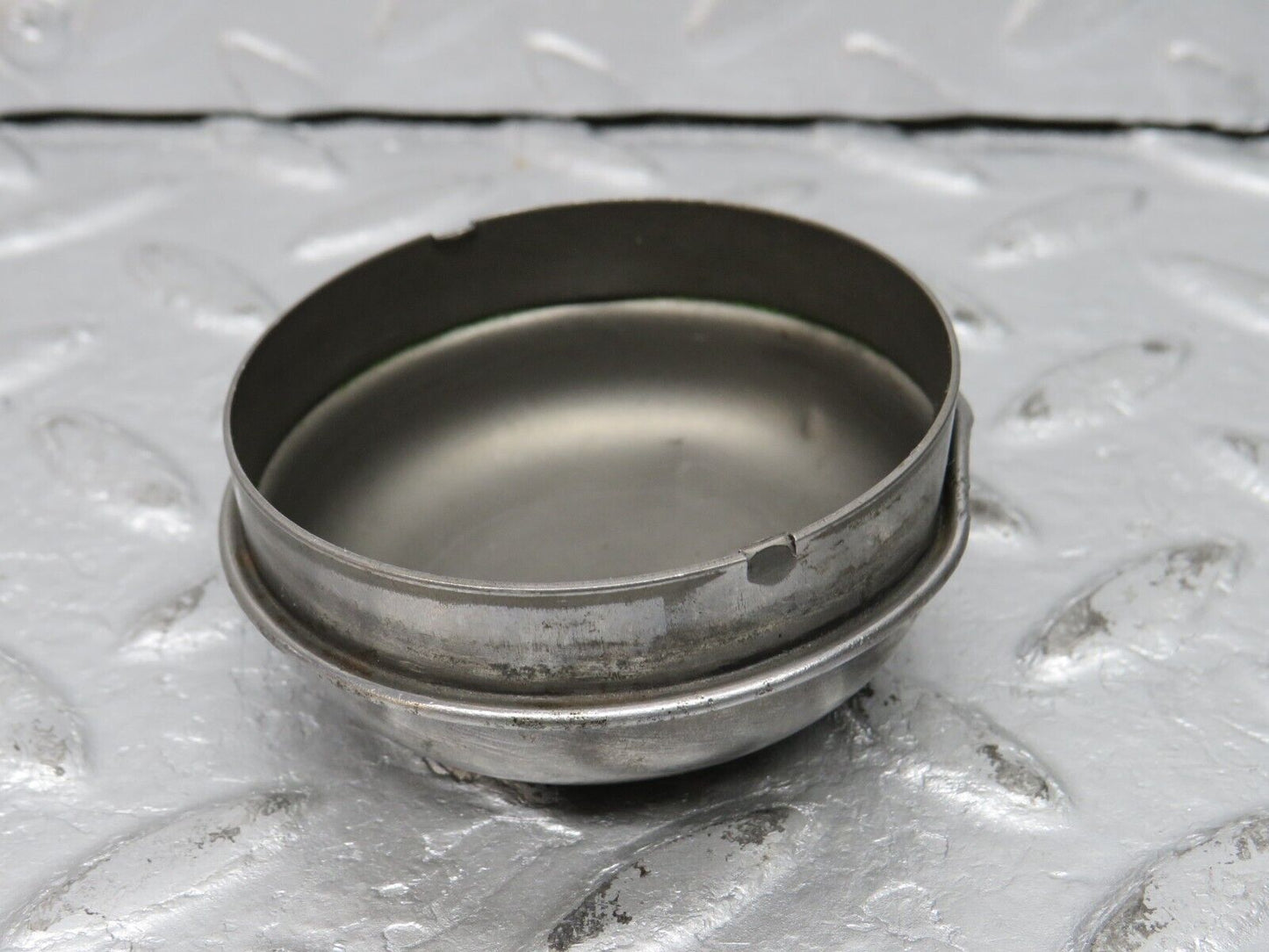 38480 Mercedes-Benz R129 280SL Coupe Wheel Hub Locking Cap With Bearing