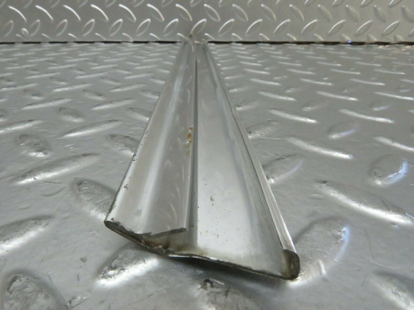 23818 Mercedes-Benz C107 450SLC Coupe Rear Left Window Chrome