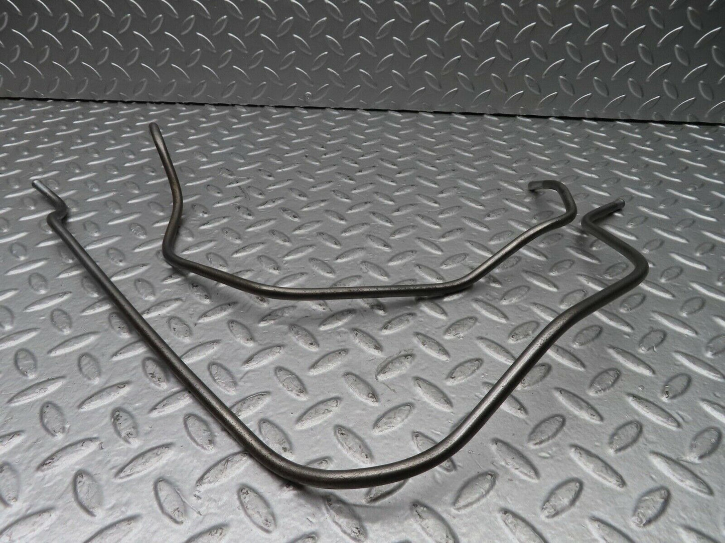 20950 Mercedes-Benz W114 250CE Coupe Fuel Line Hose