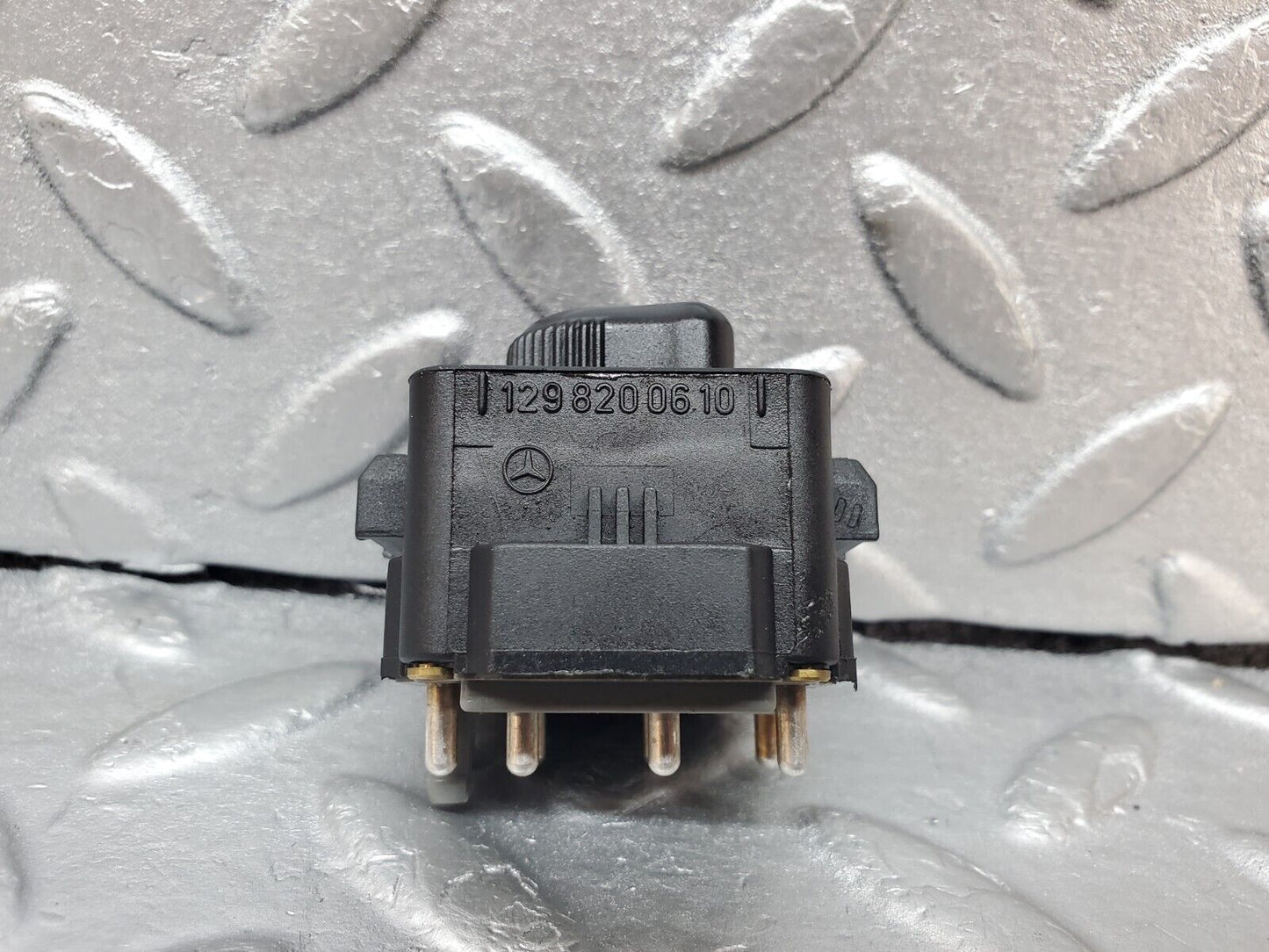 44935 Mercedes-Benz R129 300SL Coupe Electric Mirror Adjust Switch 1298200610