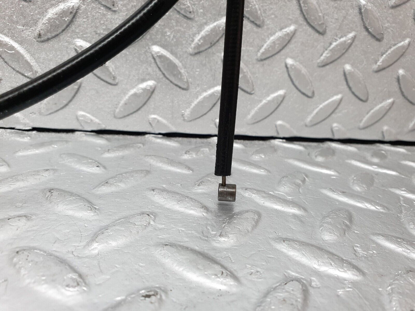 44185 Mercedes-Benz C123 230CE Coupe Bonnet Release Cable 1239970681