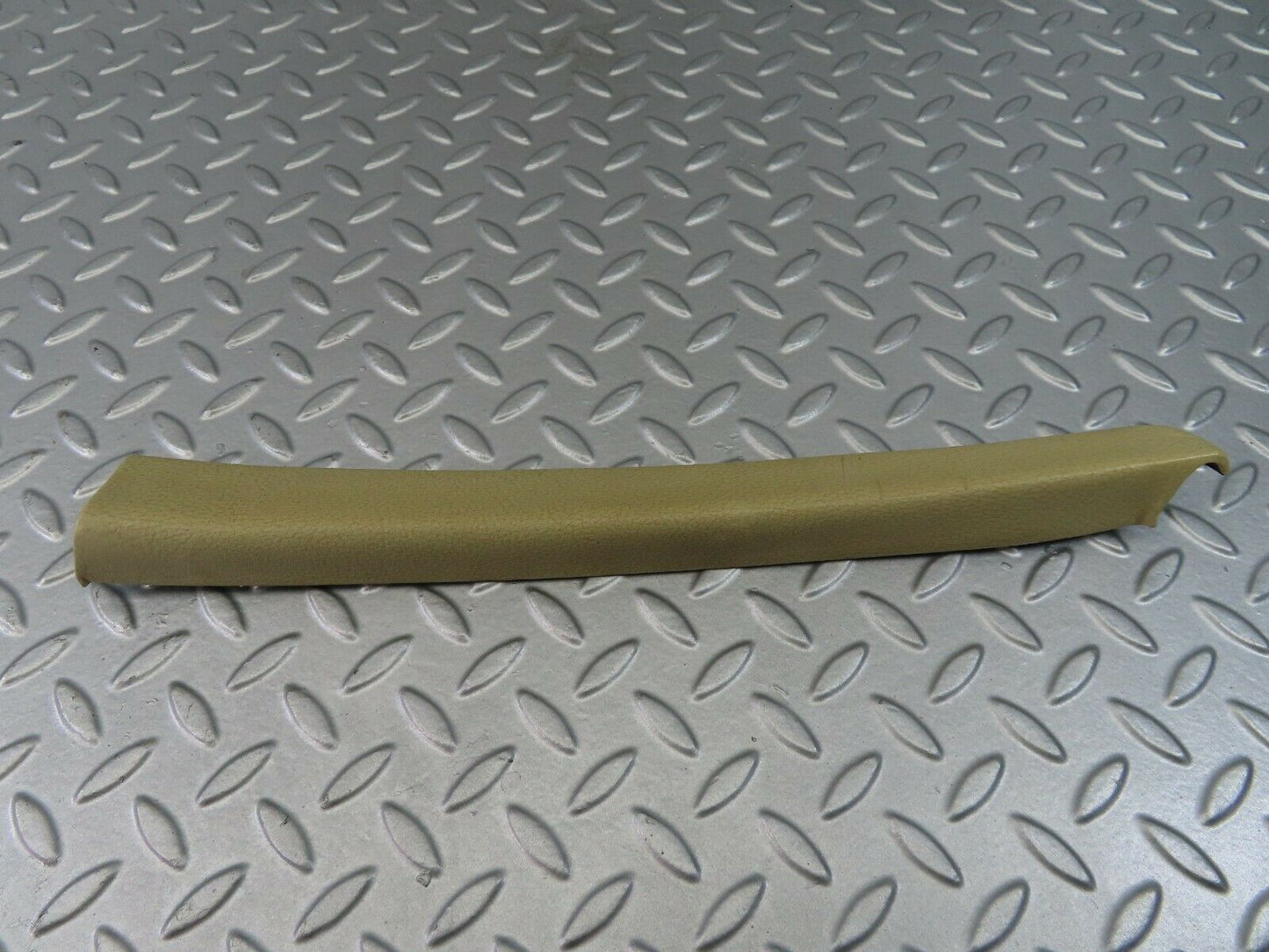 7233 Mercedes-Benz W116 450SE Rear Right Door Interior Trim