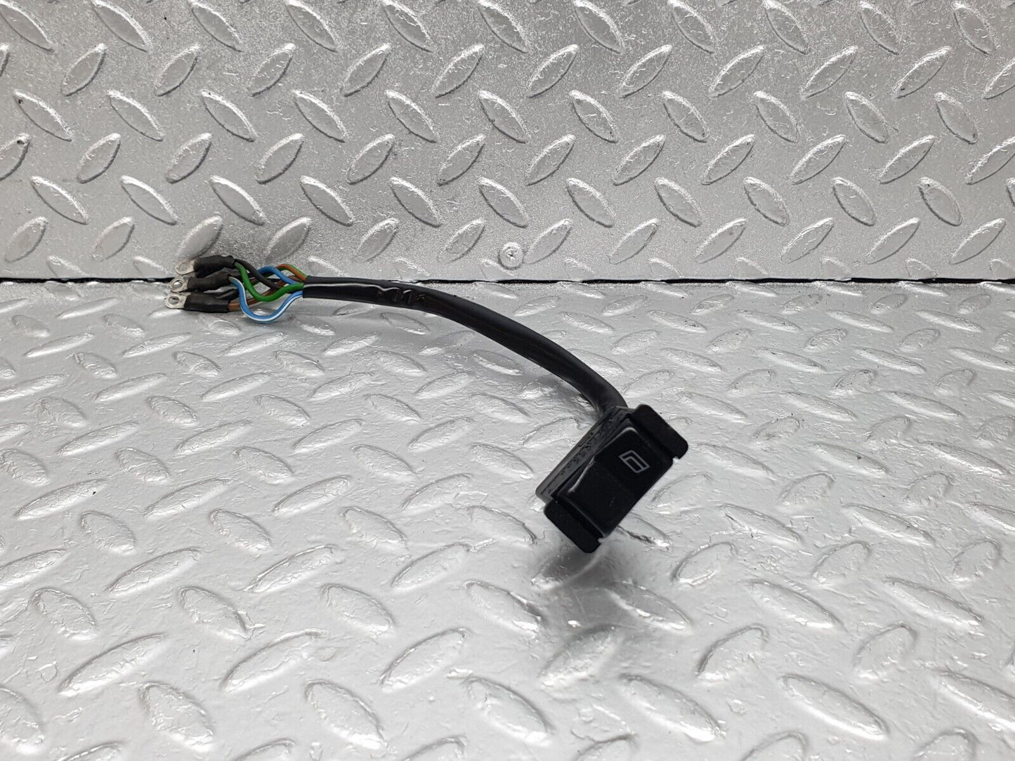 43584 Mercedes-Benz C126 380SEC Coupe Rear Electric Window Switch 1268201710