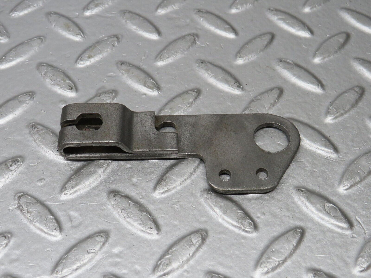 39317 Mercedes-Benz R107 500SL Automatic Gearbox Linkage Bracket