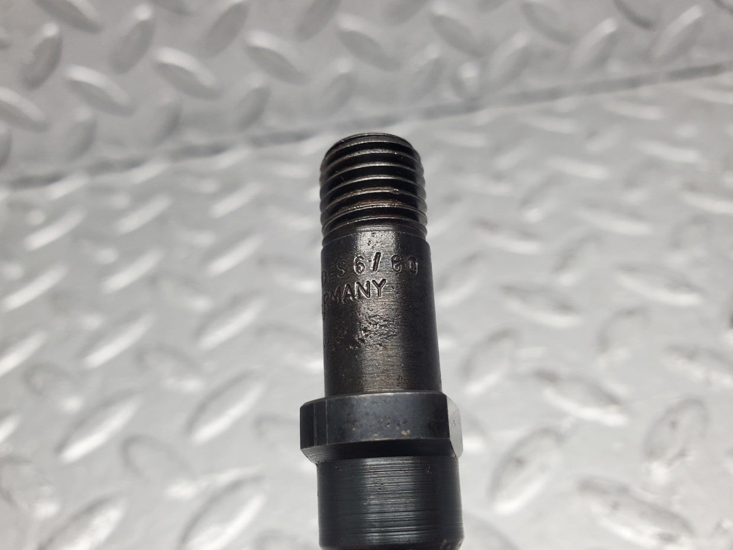 W112 fuel injector used OEM