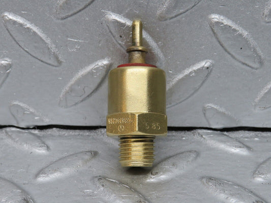 39264 Mercedes-Benz R107 500SL Temperature Sensor VDO 0280130218