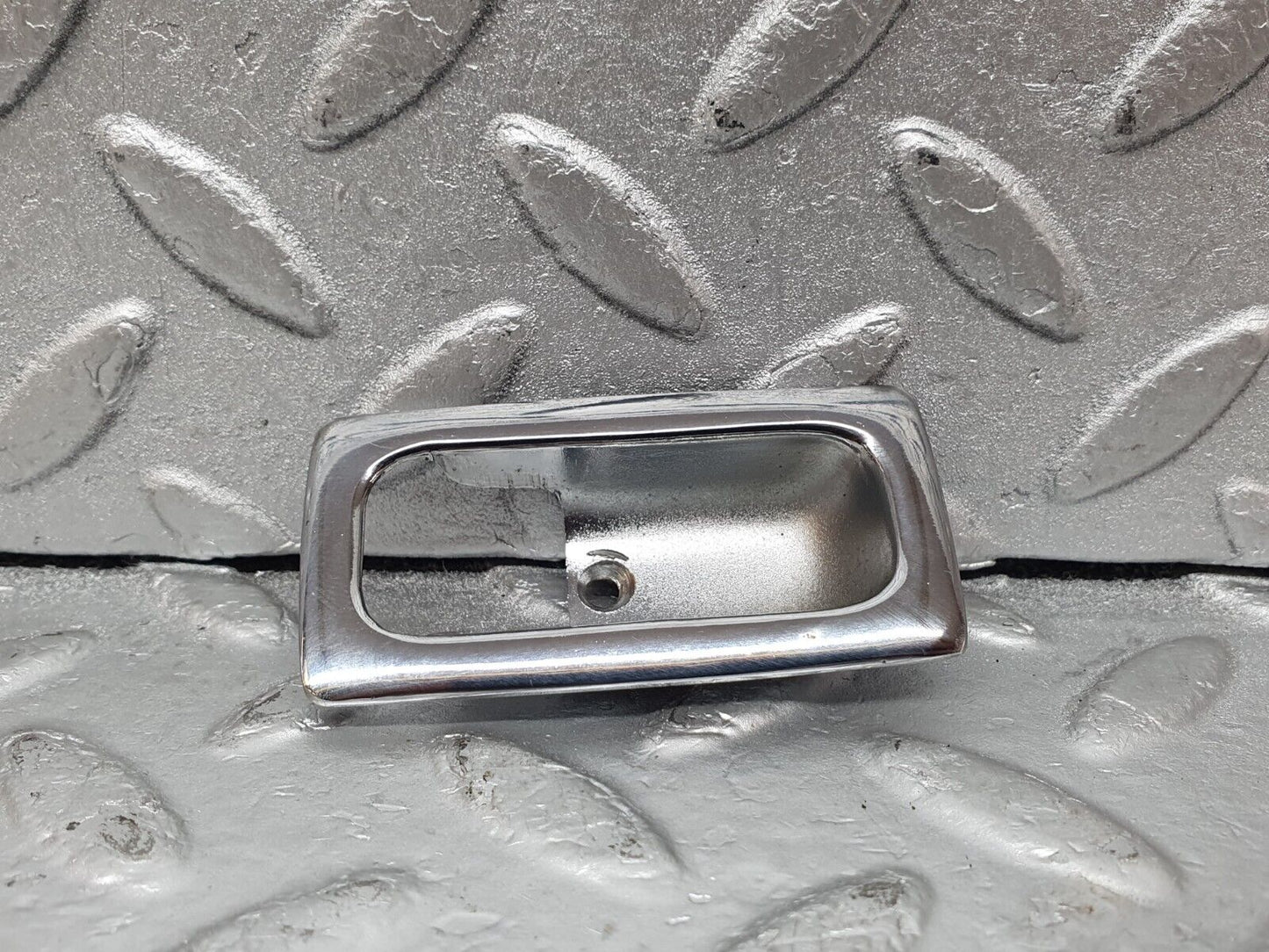 44177 Mercedes-Benz C123 230CE Coupe Door Lock Handle Surround Chrome