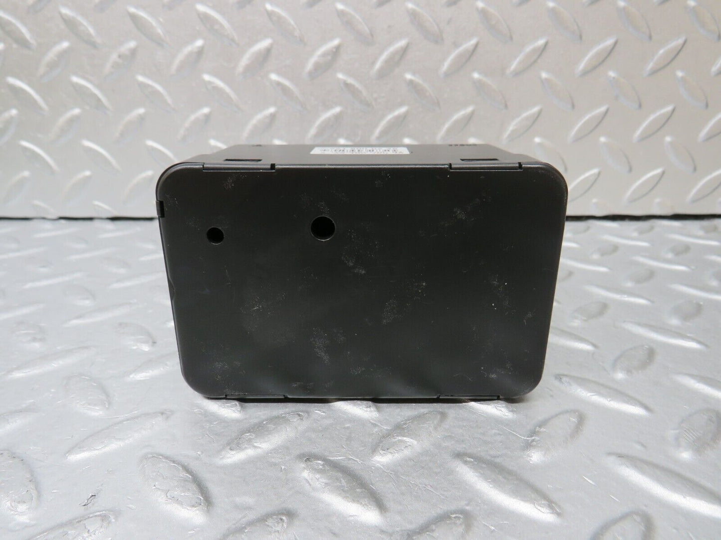 35221 Mercedes-Benz W221 Central Locking Pump 2218000248 2218000035 2218000018