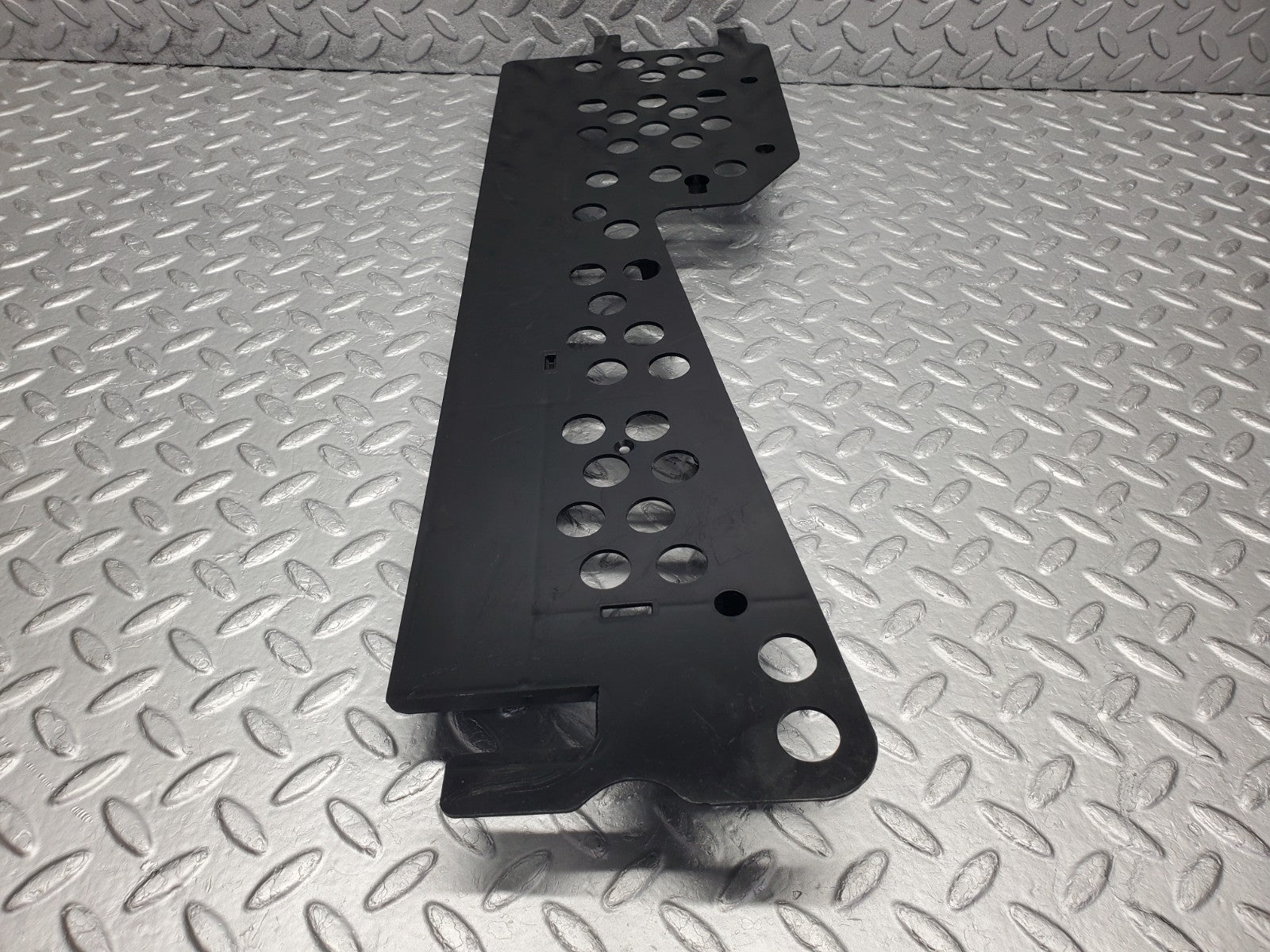 W201 Baby Benz front right cable channel cover used OEM