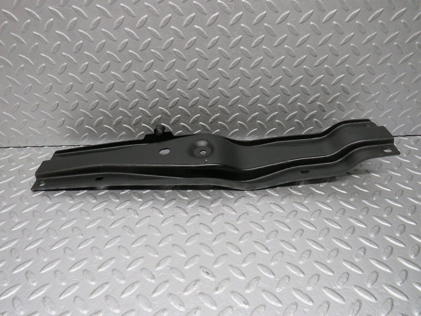 40386 Mercedes-Benz W110 230 Gearbox Mount Bracket