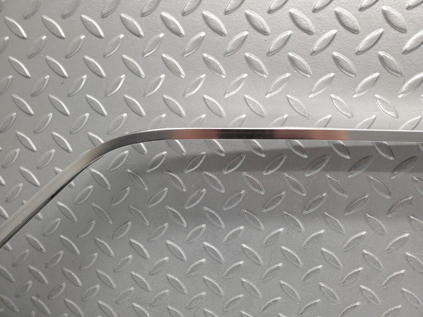 46503 Mercedes-Benz C123 280CE Coupe Chrome Roof Trim Cladding Right Side