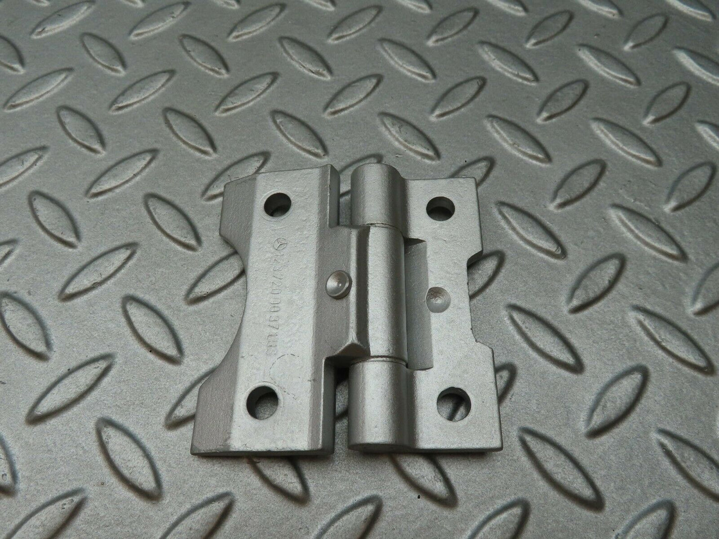 4494 Mercedes-Benz W123 230E Door Hinge 1237200037