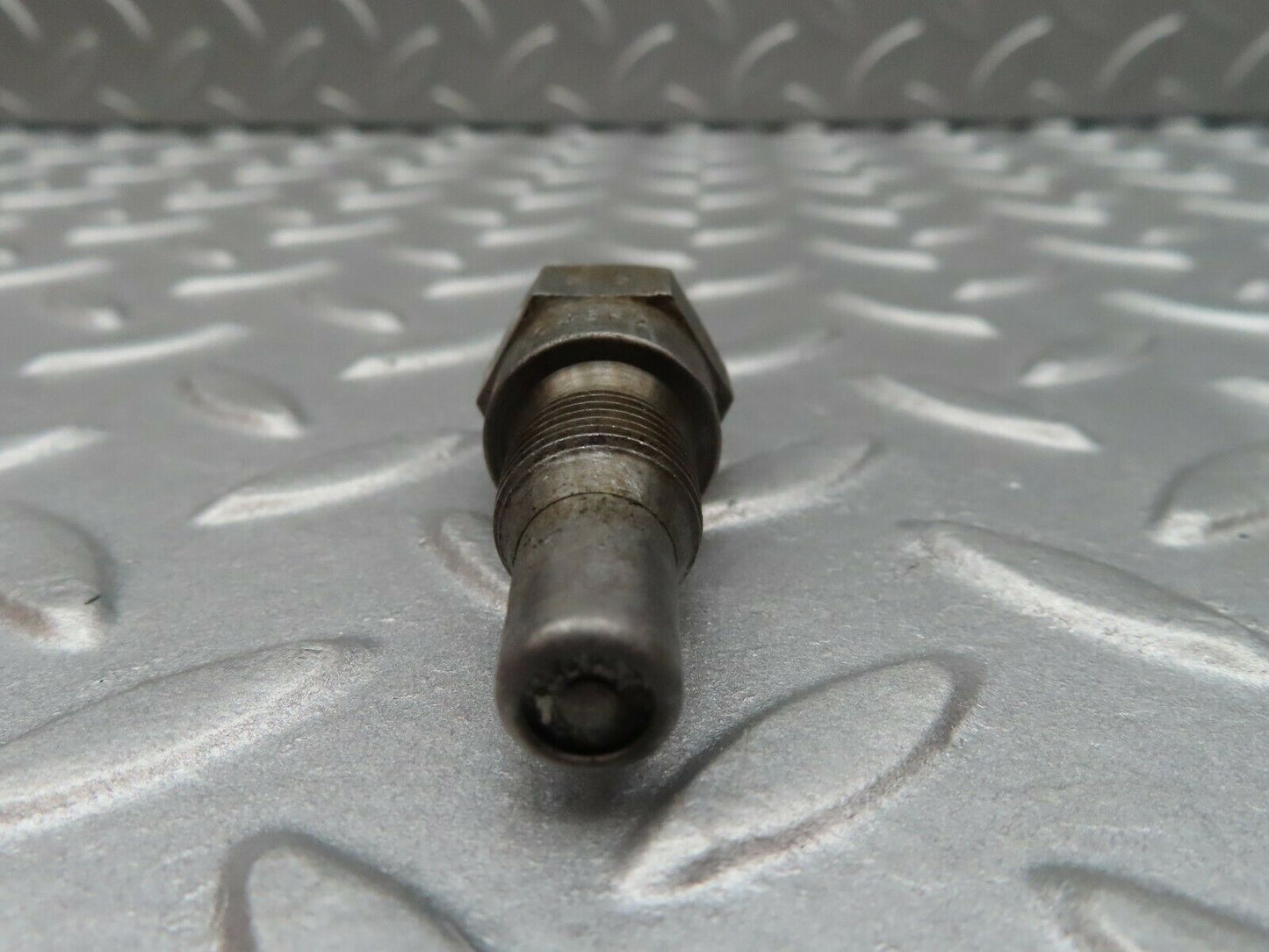 3519 Mercedes-Benz W108 280SE Fuel Injector Bosch DC8C45R2