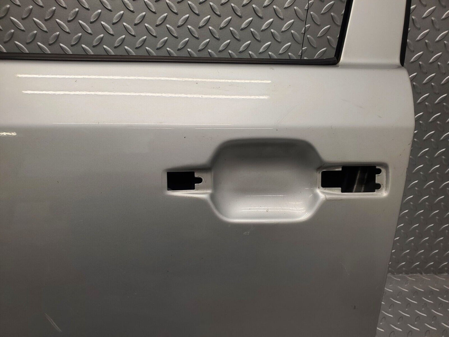 46122 Mercedes-Benz W124 Front Left Door