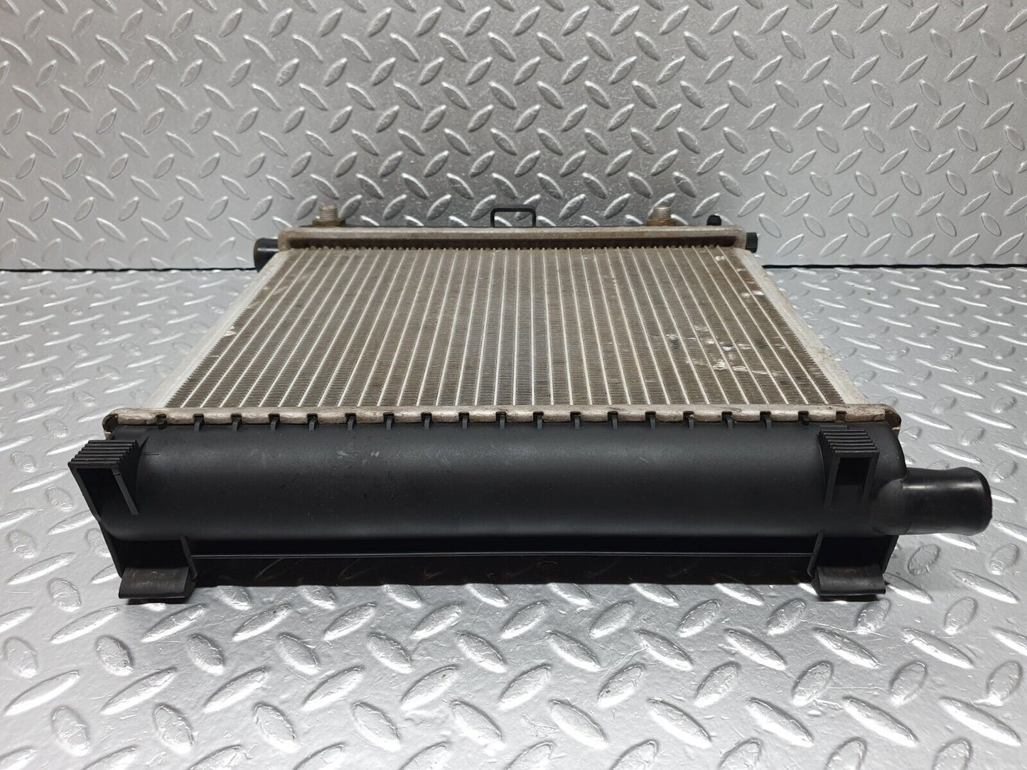 41399 Mercedes-Benz W124 200E Engine Coolant Radiator