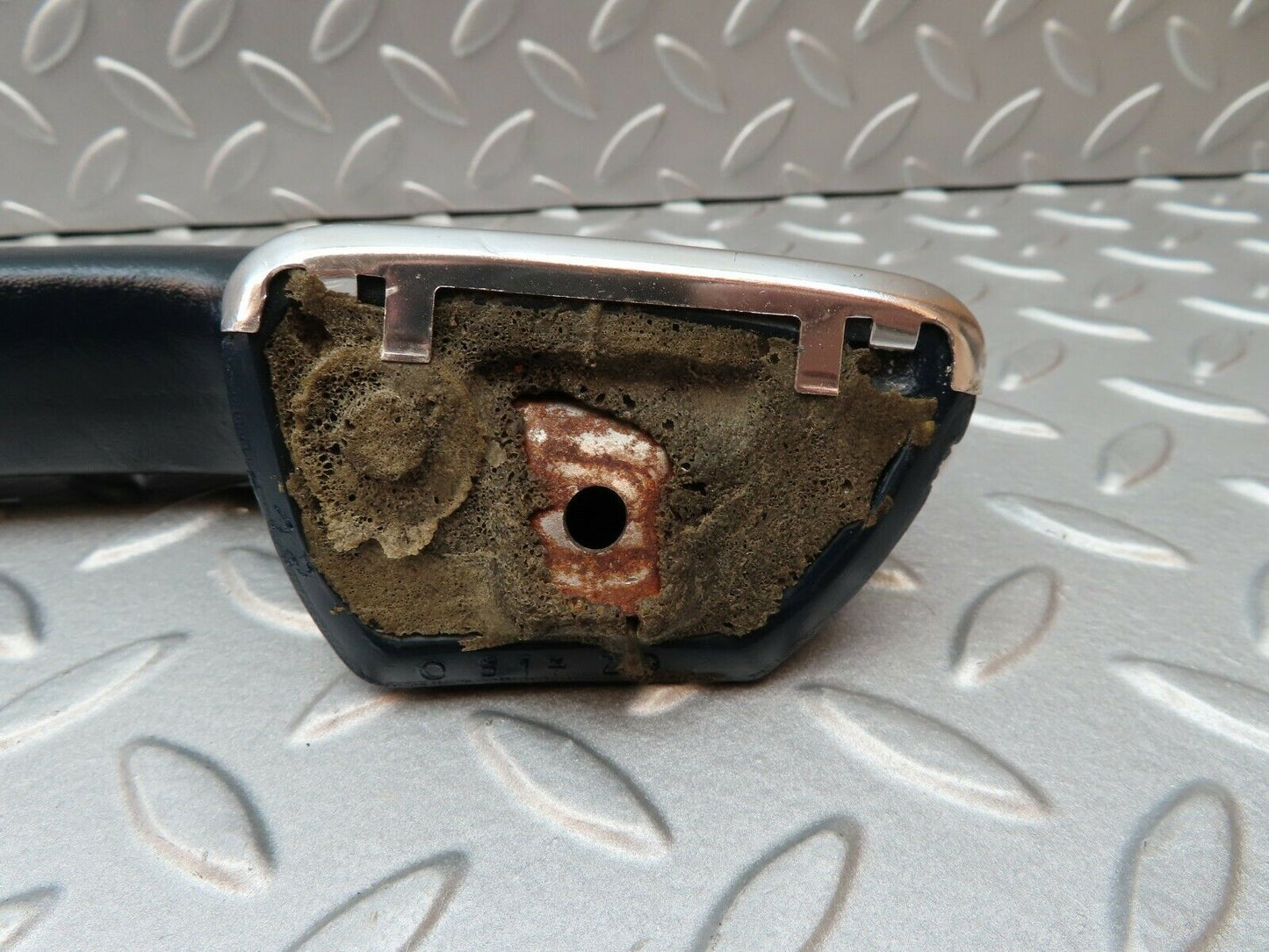 4281 Mercedes-Benz W123 230E Interior Door Handle Rear Right Blue 1239702001