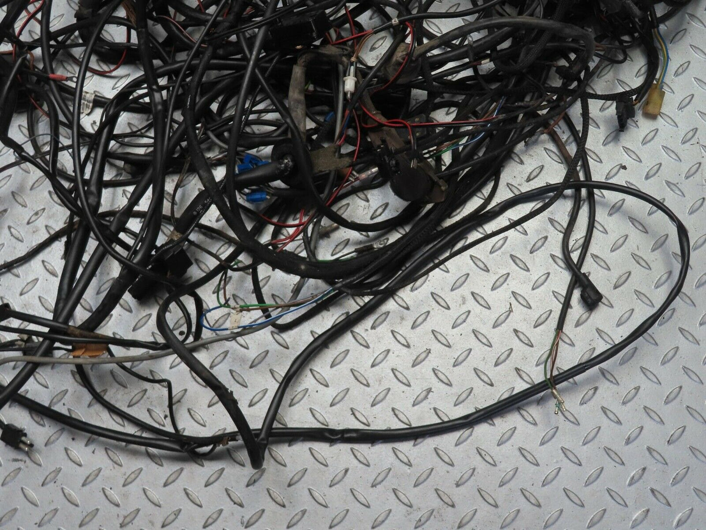 21647 Mercedes-Benz W126 300SE Engine Chassis Body Wire Wiring Harness