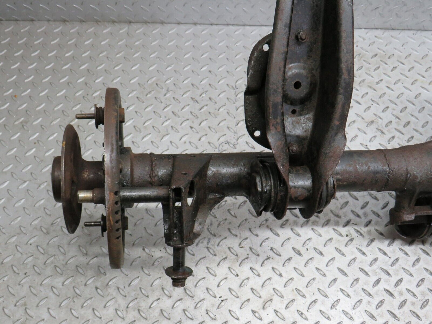 40535 Mercedes-Benz W110 230 Rear Axle With Differential Ratio 4.08 1103510701