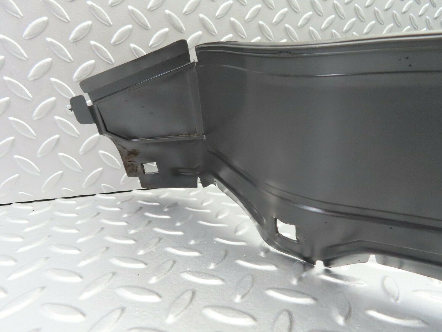 6783 Mercedes-Benz S124 E220 Wagon Mudguard Panelling Front Right 1248840835