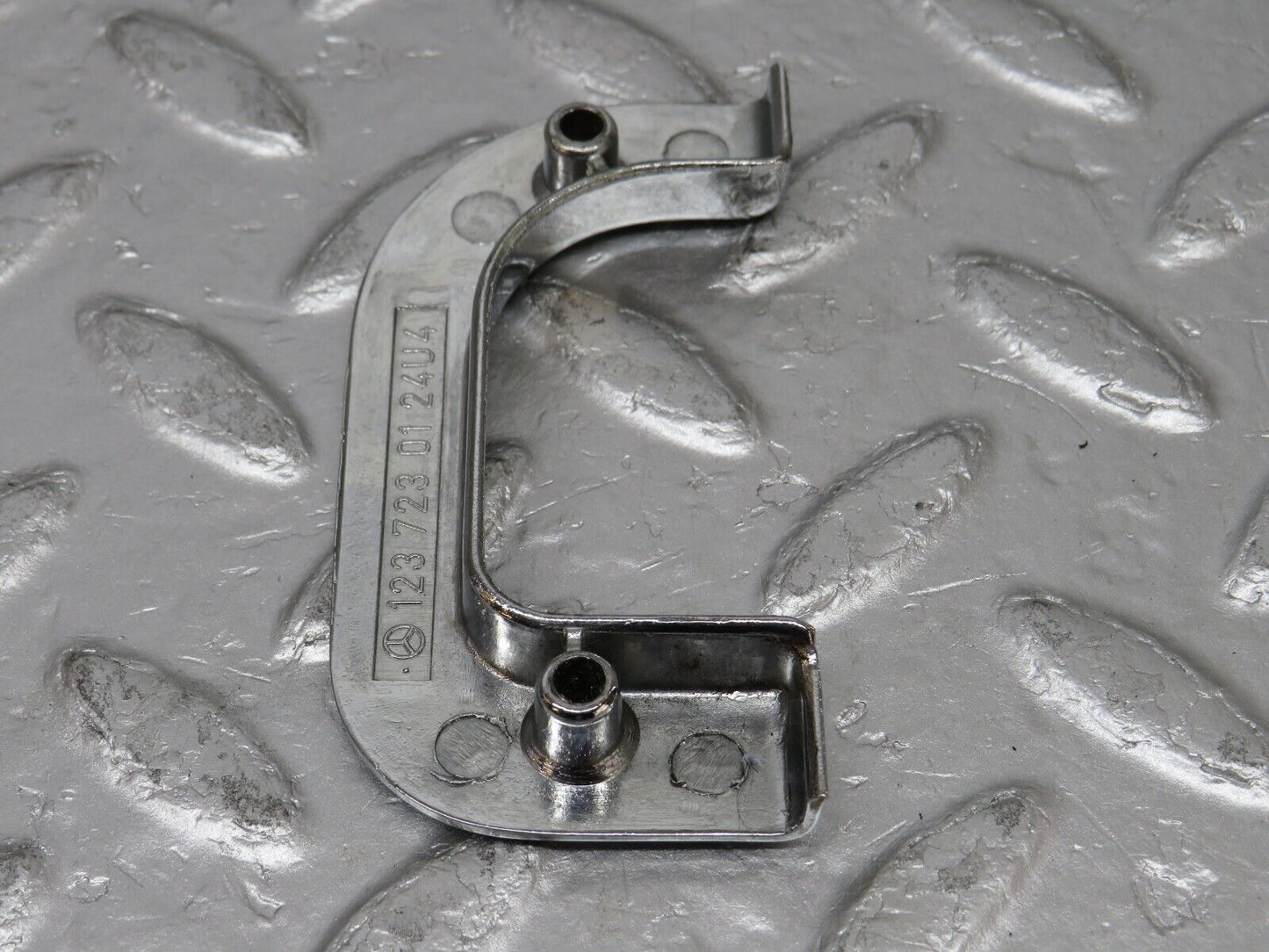 34316 Mercedes-Benz C126 380SEC Left Interior Chrome Door Latch 1237230124