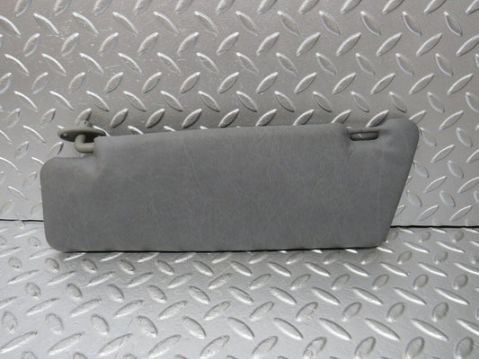31275 Mercedes-Benz S124 220TE Wagon Sun Visor Right Side