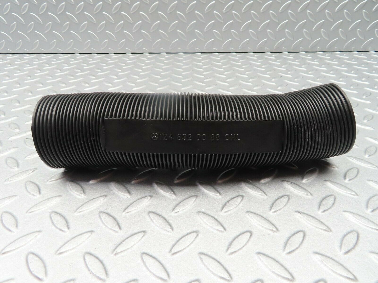 5412 Mercedes-Benz W124 230E Heater Pipe Air Pipe 1248320088