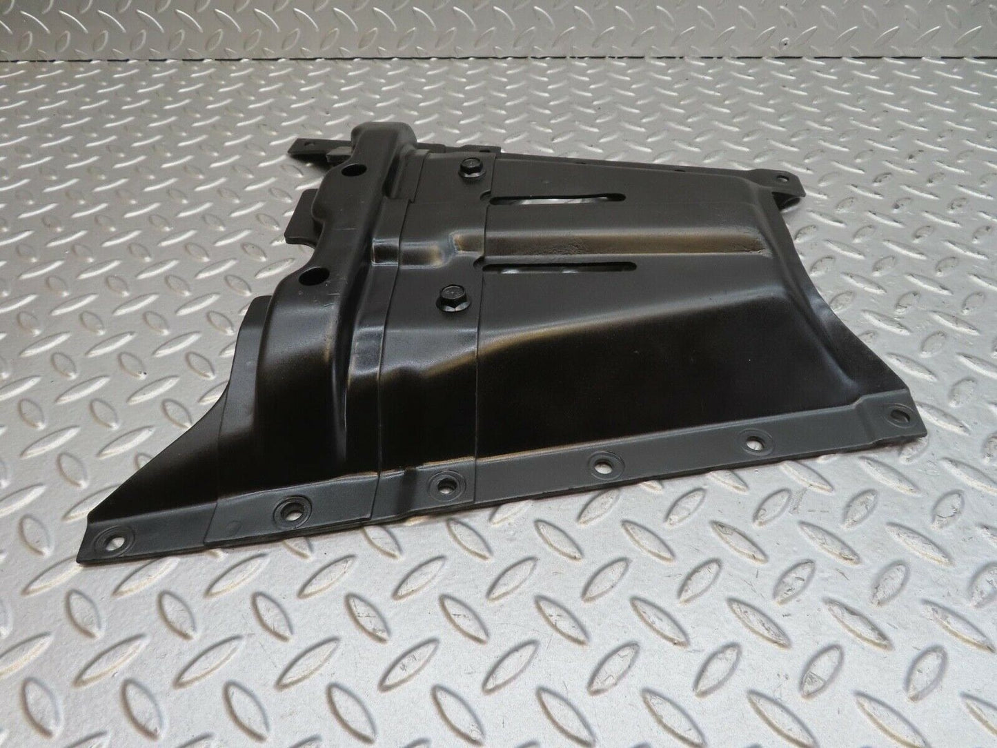 13776 Mercedes-Benz R107 450SL Gearbox Mount Bracket