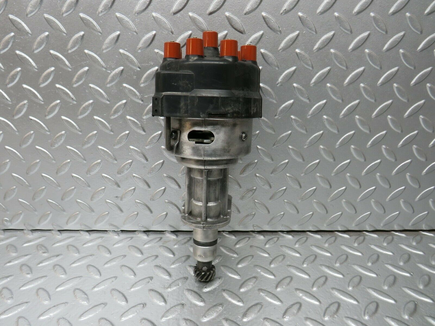23913 Mercedes-Benz C107 450SLC Coupe Ignition Distributor 0237404006