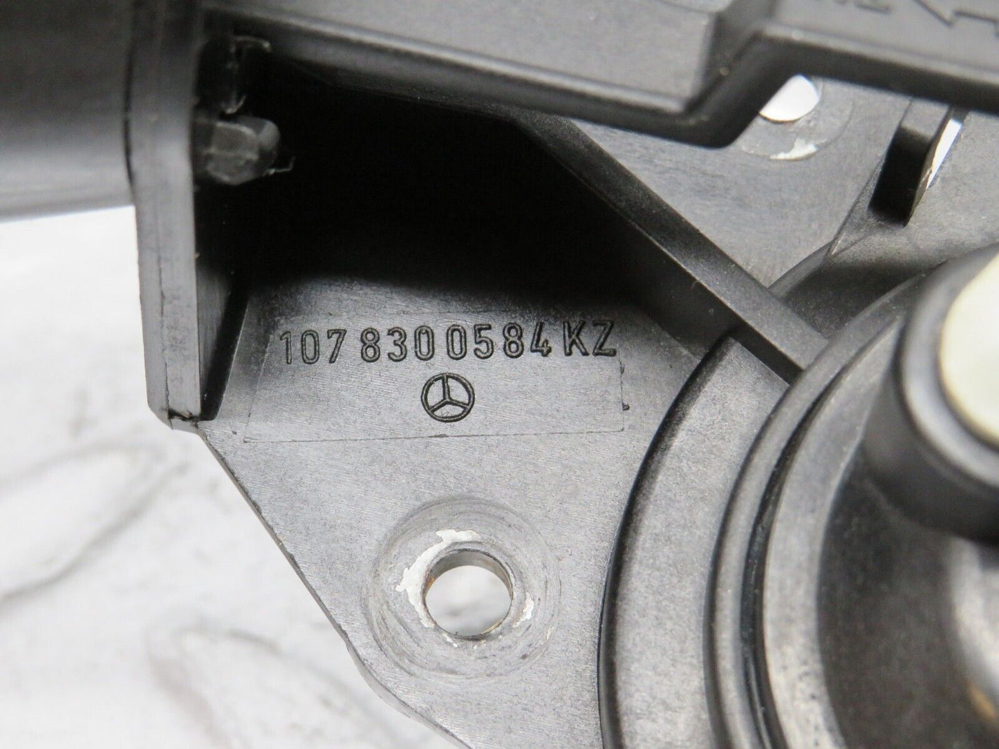 39101 Mercedes-Benz R107 500SL Coupe Heater Control Valve 1078300584