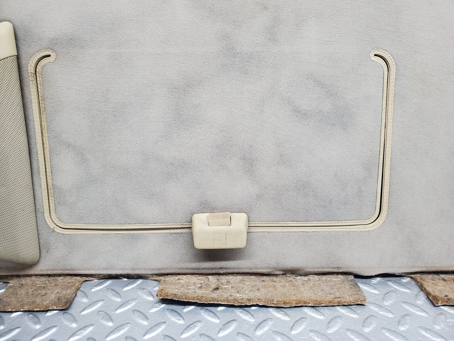 45772 Mercedes-Benz W126 420SE Rear Parcel Shelf Beige