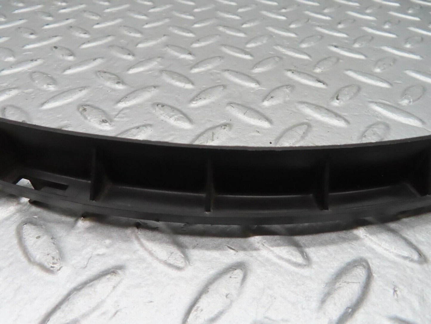 15043 Mercedes-Benz W140 S320 Radiator Fan Shroud Cover Ring 1405050555