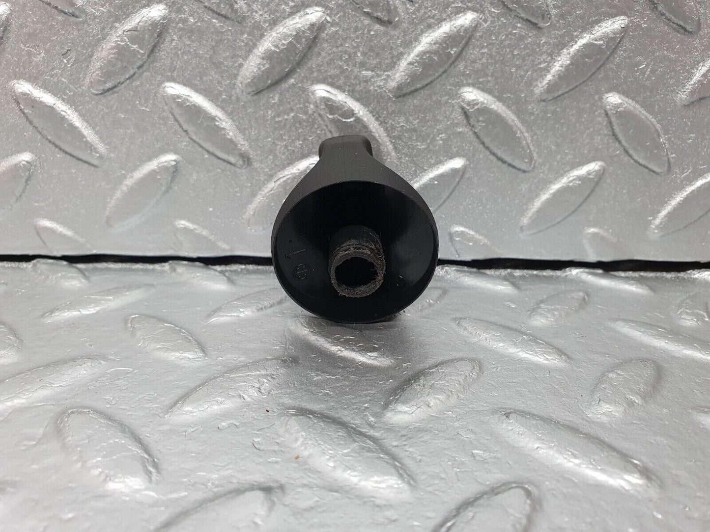 41676 Mercedes-Benz W124 200E Headlight Switch Knob