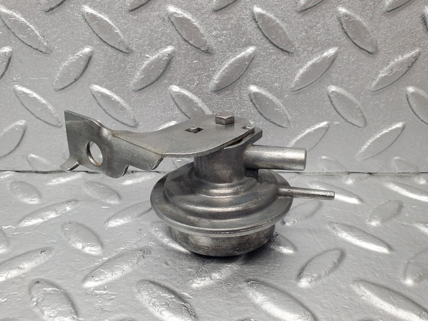 46577 Mercedes-Benz C123 280CE Coupe Fuel Valve Pierburg 72037602