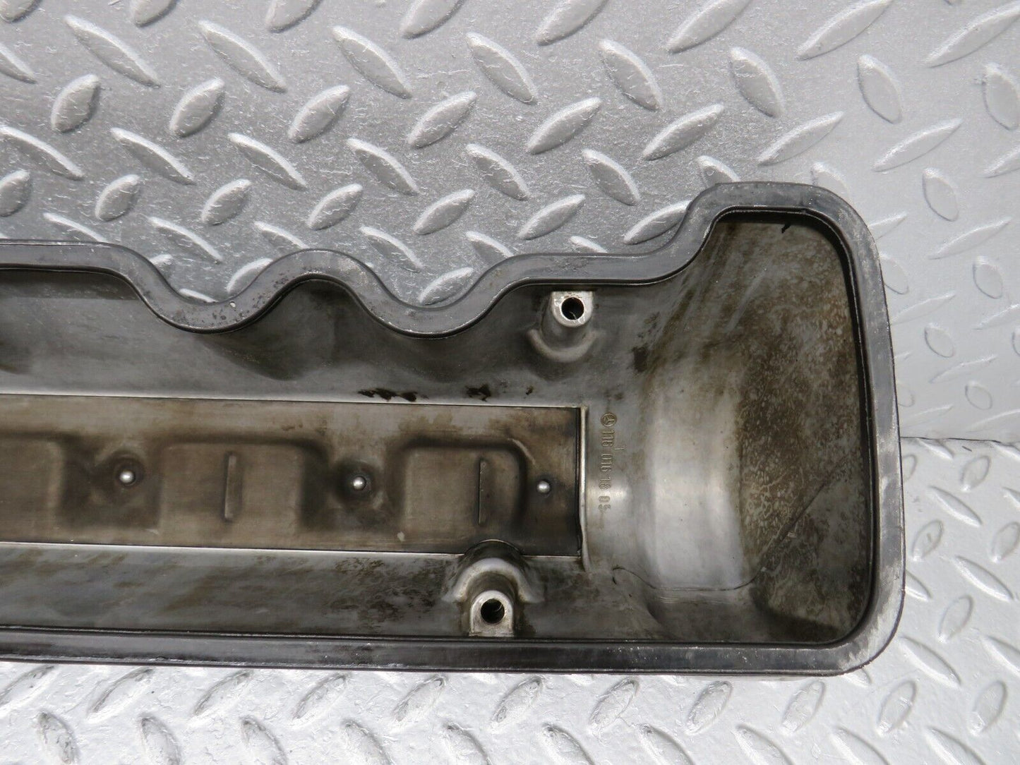 37636 Mercedes-Benz W109 300SEL Cylinder Head Valve Cover Left 1160161805