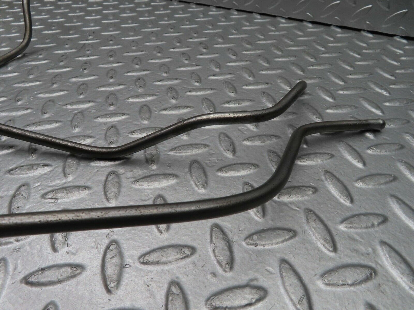 20950 Mercedes-Benz W114 250CE Coupe Fuel Line Hose