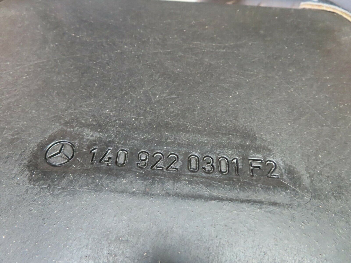 15125 Mercedes-Benz W140 S320 Rear Seat Leather Grey 1409200216