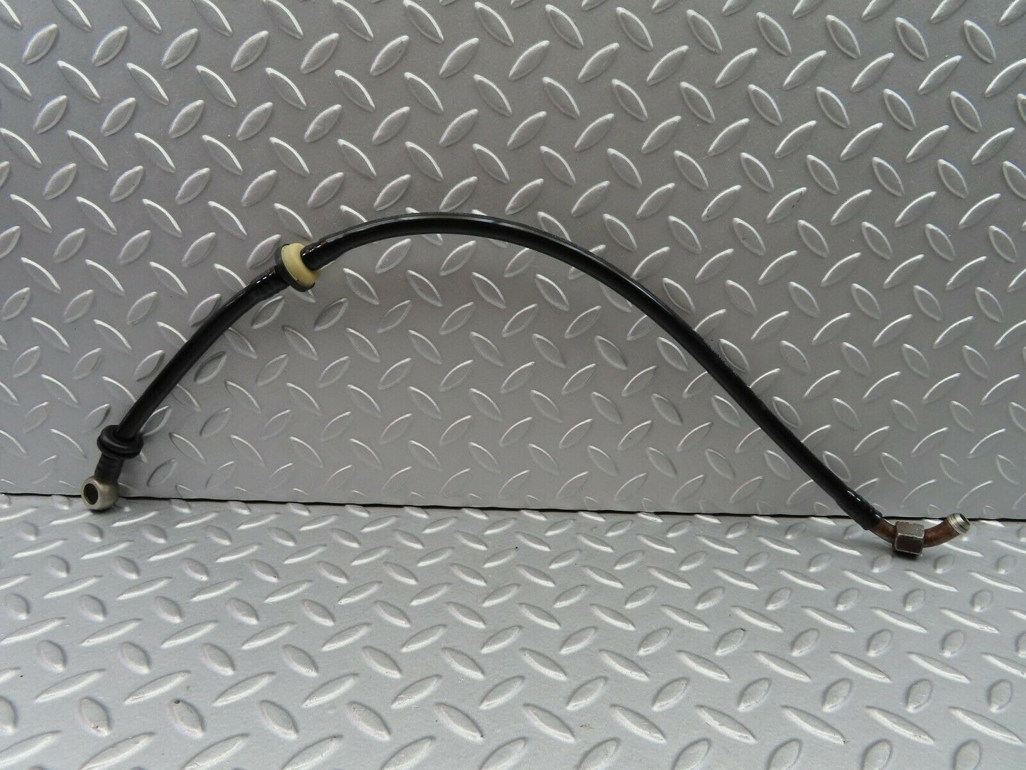 5780 Mercedes-Benz W123 200 Brake Servo Vacuum Pipe