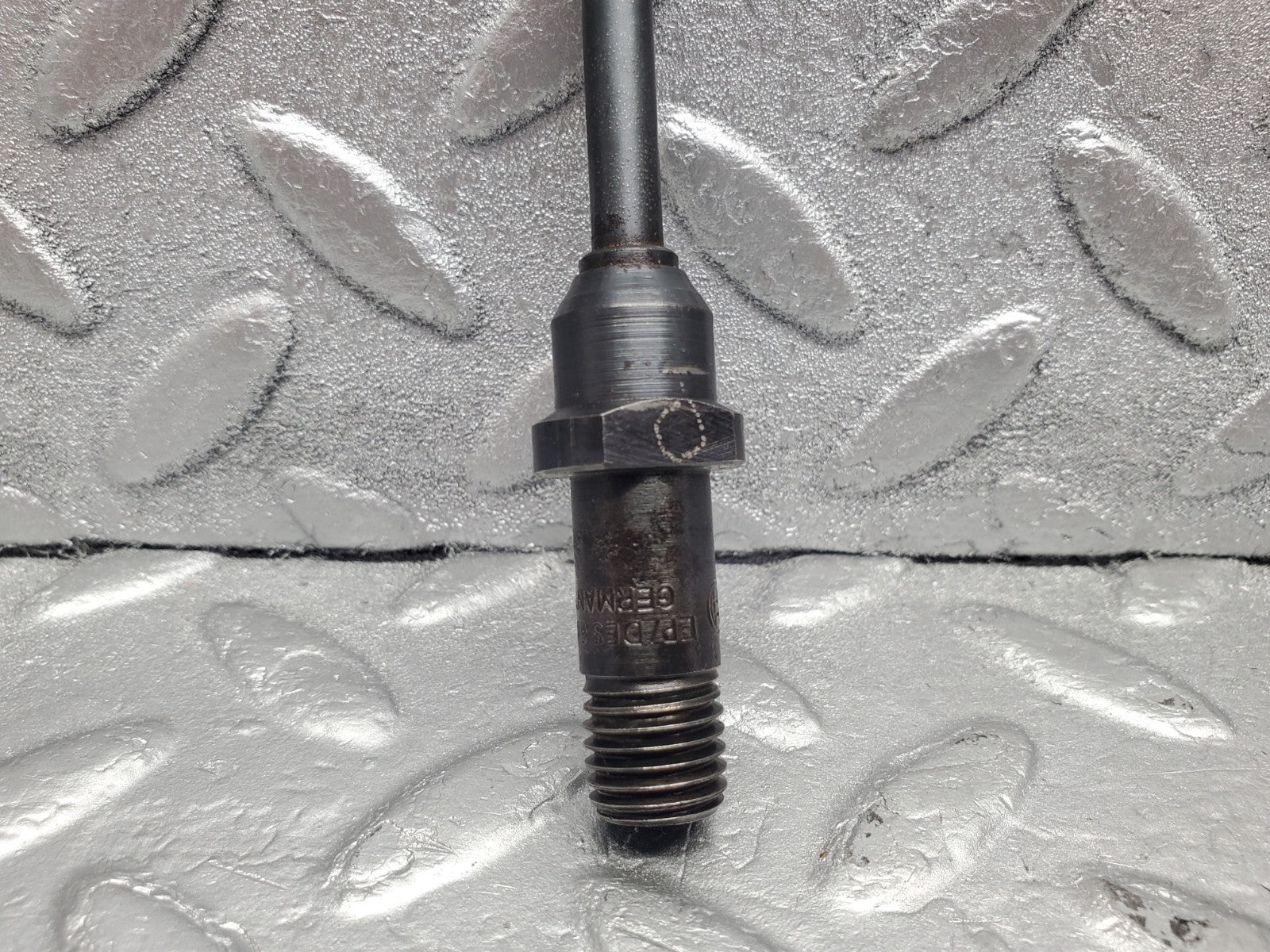 W112 fuel injector used OEM