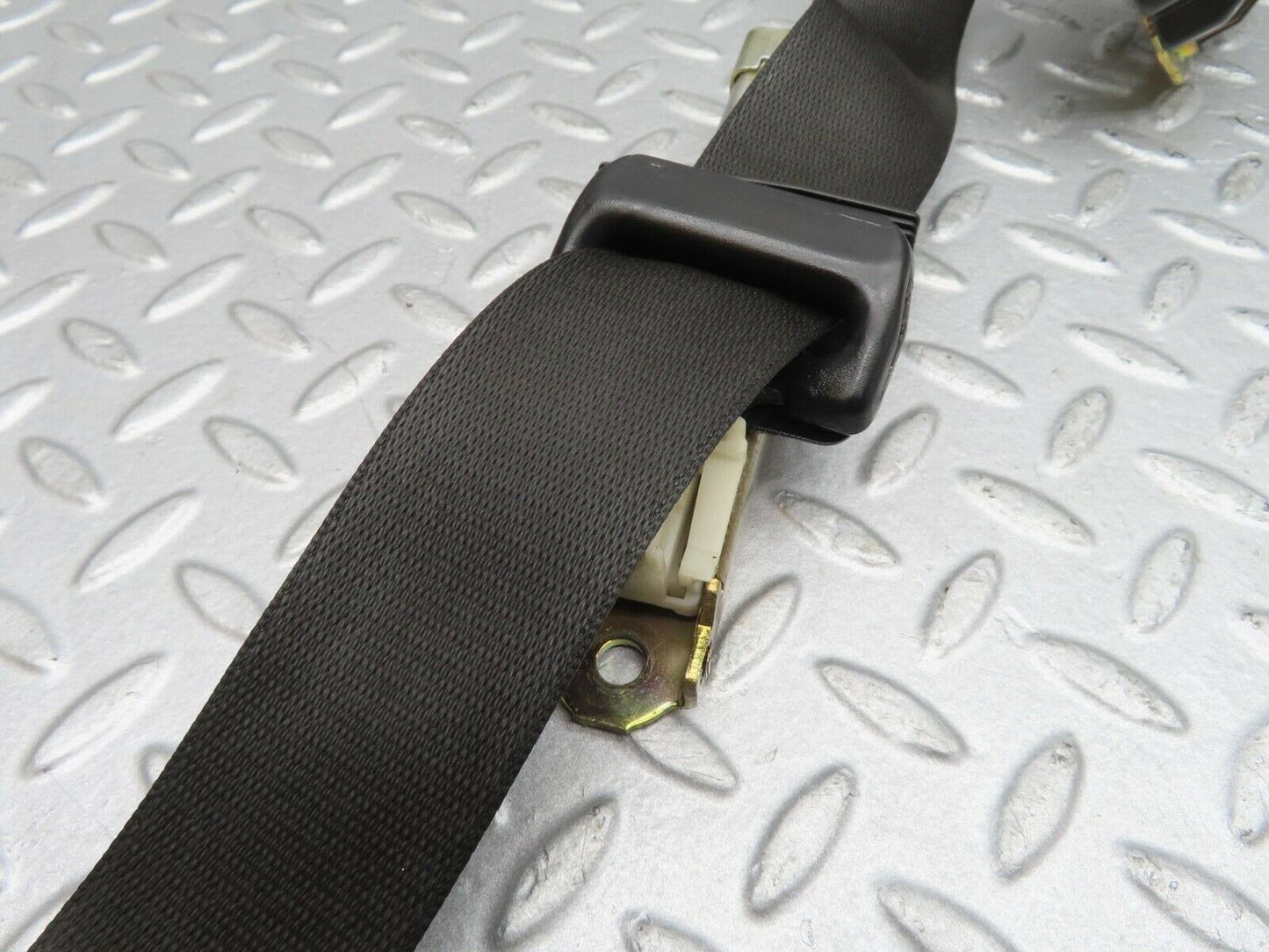16235 Mercedes-Benz W124 260E Front Right Seat Belt With Buckle 1248600686